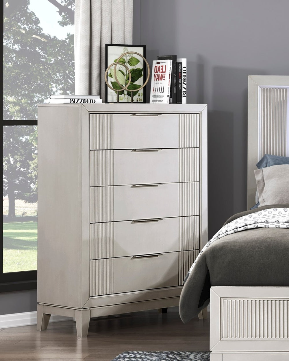 English Elm Antique White Five Drawer Chest with Reeded Fronts and Chrome Pulls for Bedroom B011P245410