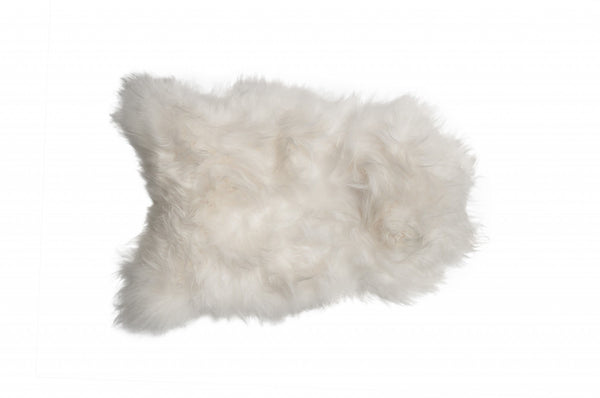 Homeroots 2' X 3' White Natural Wool Long-haired Sheepskin Area Rug  Genuine Sheepskin 293180