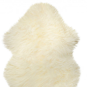 Homeroots Natural Animal Print Area Rug  Genuine Sheepskin 293193