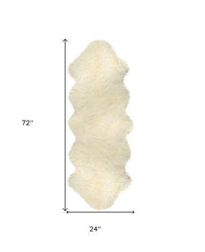 Homeroots Natural Animal Print Area Rug  Genuine Sheepskin 293193