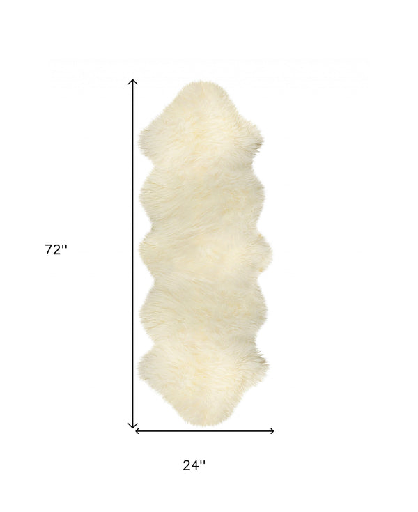 Homeroots Natural Animal Print Area Rug  Genuine Sheepskin 293193