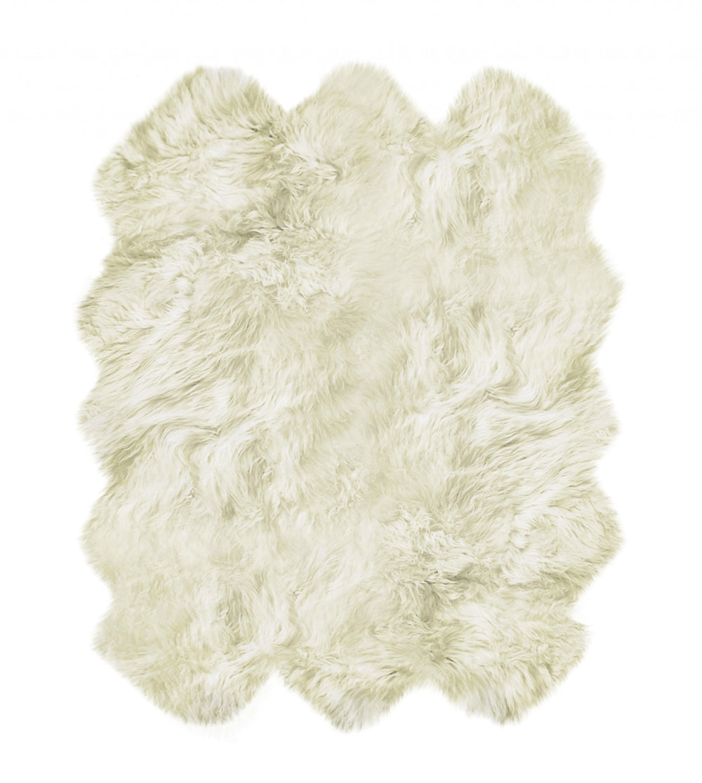 Homeroots 6' X 6' Natural Sheepskin Non Skid Area Rug  Genuine Sheepskin 293197