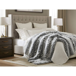 English Elm 1-piece Oversized Faux Fur Throw Bobcat Print Plush Velvet Backed Cozy Sofa Blanket Snow Leopard B035P408336