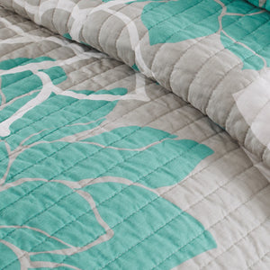 English Elm 6 Piece Printed Cotton Quilt Set with Embroidered Decorative Pillows OEKO-TEX Reversible Floral design for Full/Queen Aqua 22.83 L x 18.11 W x 11.42 H B03597445