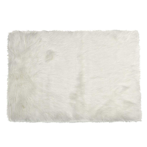 Homeroots 60" X 36" Off White Rectangular Faux Fur - Area Rug Off White Faux Fur 294254