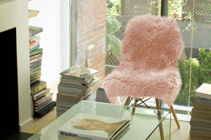 Homeroots 24" X 36" X 1.5" Pink Single Sheepskin - Area Rug Pink Genuine Sheepskin 294267