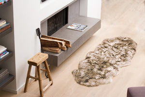 HomeRoots Gradient Chocolate Animal Print Sheepskin Area Rug - Luxurious, Unique Comfort for Modern Homes 294269