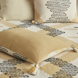 English Elm Full/Queen Arizona 3-Piece Cotton Duvet Cover Set with Yellow-Grey Geometric Print, Tassels & Ties B035129127