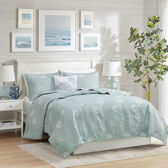 English Elm 4 Harbor House Seaside Cotton Percale Reversible Quilt Set with Embroidered Starfish and Shells, Full/Queen Aqua 20.87 L x 16.93 W x 11.81 H B03595791