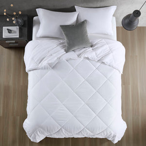 English Elm Oversized Cooling Down Alternative Comforter - Silky Nylon Jersey, Noiseless Diamond Quilt, Oeko-Tex White 22.83 L x 20.87 W x 6.89 H B035P268146