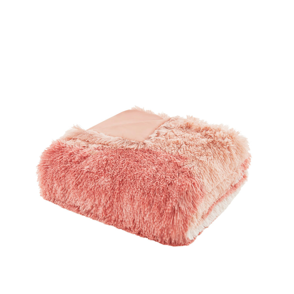 Intelligent Design Cassie Modern/Contemporary Ombre Shaggy Faux Fur Duvet Cover Set ID12-2360 Blush Multi