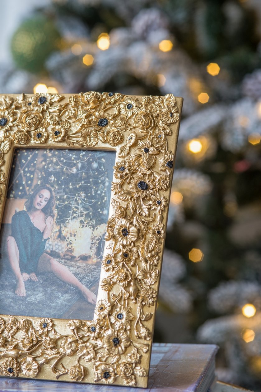 English Elm 7.5x1x9.5" Vintage Gold Photo Frame with Floral Embossed Border, Timeless Decorative Accent for Home Decor W2078P215549