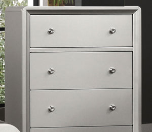 English Elm Luxurious Bryne Chest 4-Drawer Champagne Finish with Brushed Nickel Knobs, Dovetail Joints & Glides B2741P370862