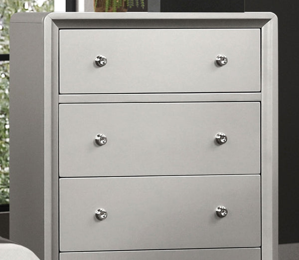 English Elm Luxurious Bryne Chest 4-Drawer Champagne Finish with Brushed Nickel Knobs, Dovetail Joints & Glides B2741P370862