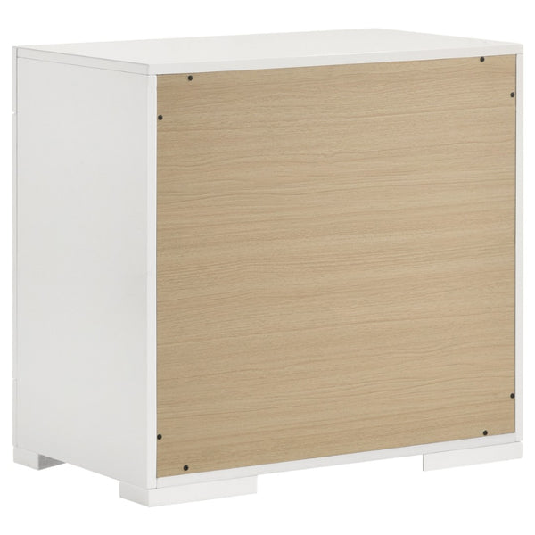 English Elm Pierce Queen Bedroom Set with Led Headboard Diamond Embossed High Gloss Finish Gloss White B062S01733