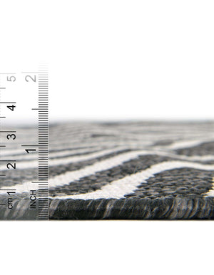 Unique Loom Outdoor Safari Tsavo Machine Made Animal Print Rug White, Black 10' 0" x 14' 1"