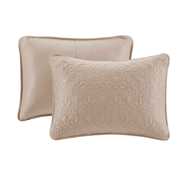 English Elm Reversible Madison Park Quebec Bedspread Set King — Cottage-Style Quilted Texture, Oversized Draping, Antimicrobial Freshness khaki 17.72 L x 15.35 W x 8.66 H B03597411