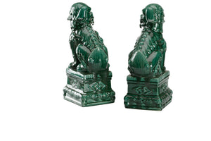 Wildwood Scenic Green Glazed Foo Dogs Pair — Ceramic Chinese Guardian Lions For Mantel, Shelf, Entryway Decor 302398
