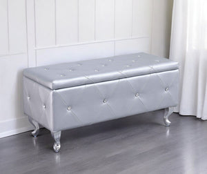 Homeroots 38" Silver Faux Leather Storage Bench With Flip Top Silver Solid Wood 302893