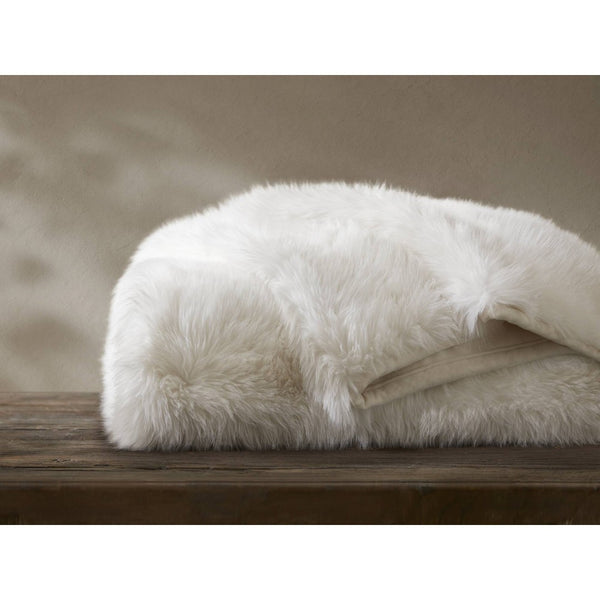English Elm 1-piece Oversized Faux Fur Throw Bobcat Print Plush Velvet Backed Cozy Sofa Blanket White B035P408337