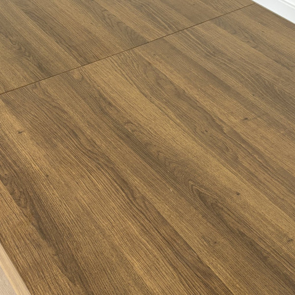 English Elm Rectangle Extendable Dining Table for 6-10 Guests, Aged Wood Look with Thick 12cm Top & Sturdy Feet Black Brown W1347S00011