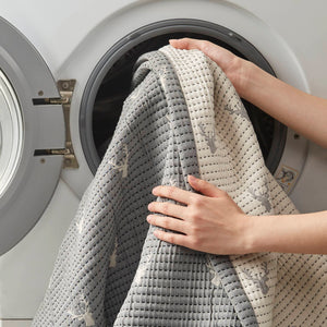 English Elm 3 Luxe Matelassé Coverlet Set Full/Queen with Two Standard Shams – Lightweight Polyester, Textured Elegance Grey 18.7 L x 14.76 W x 5.32 H B035P366540