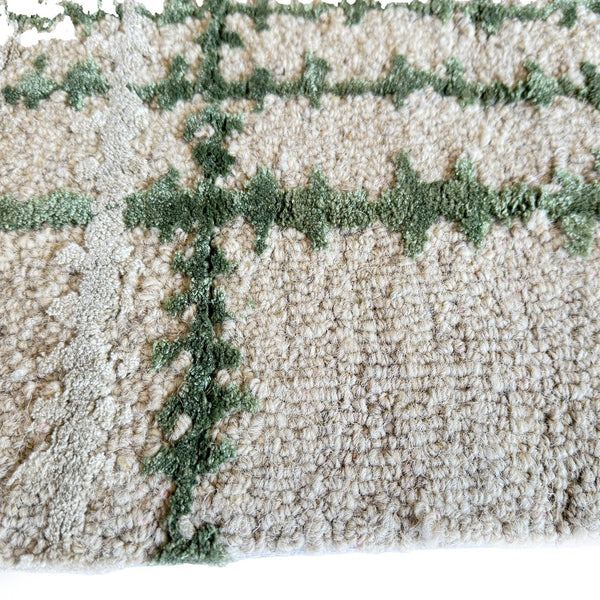 Capel Rugs Tartan Area Rug: Timeless Scottish Plaid Design, Hand-tufted Luxury Blend For Modern Sophistication Moss, Tan 85% Wool,15% Viscose 3100rs05000800250