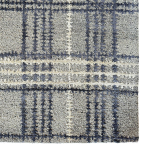 Capel Rugs Tartan Area Rug: Timeless Scottish Plaid Design, Hand-tufted Luxury Blend For Modern Sophistication Oxford, Gray 85% Wool,15% Viscose 3100rs05000800425