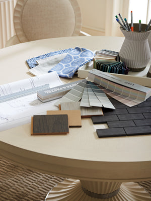 Lexington Sligh Artesia Game Table - Elegant Hollywood Regency Design With Scalloped Detailing And White Oak Finish Opaline Wood 310-300c