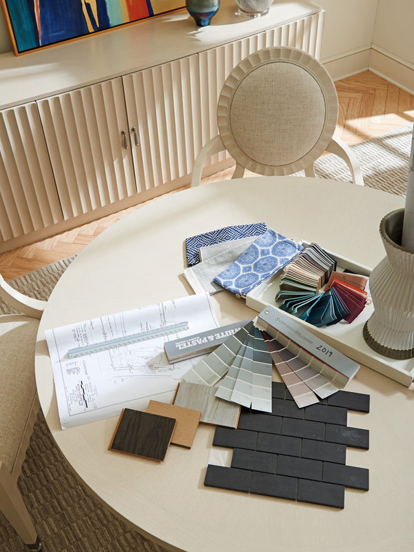 Lexington Sligh Artesia Game Table - Elegant Hollywood Regency Design With Scalloped Detailing And White Oak Finish Opaline Wood 310-300c