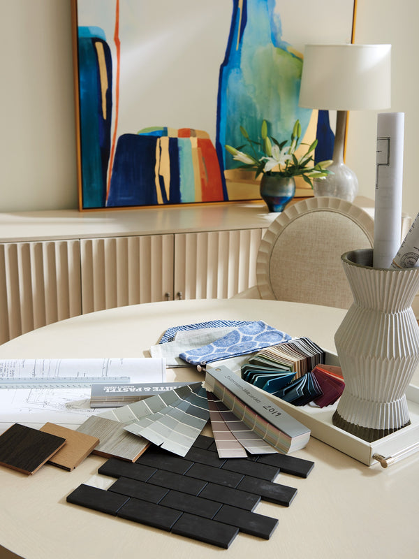 Lexington Sligh Artesia Game Table - Elegant Hollywood Regency Design With Scalloped Detailing And White Oak Finish Opaline Wood 310-300c