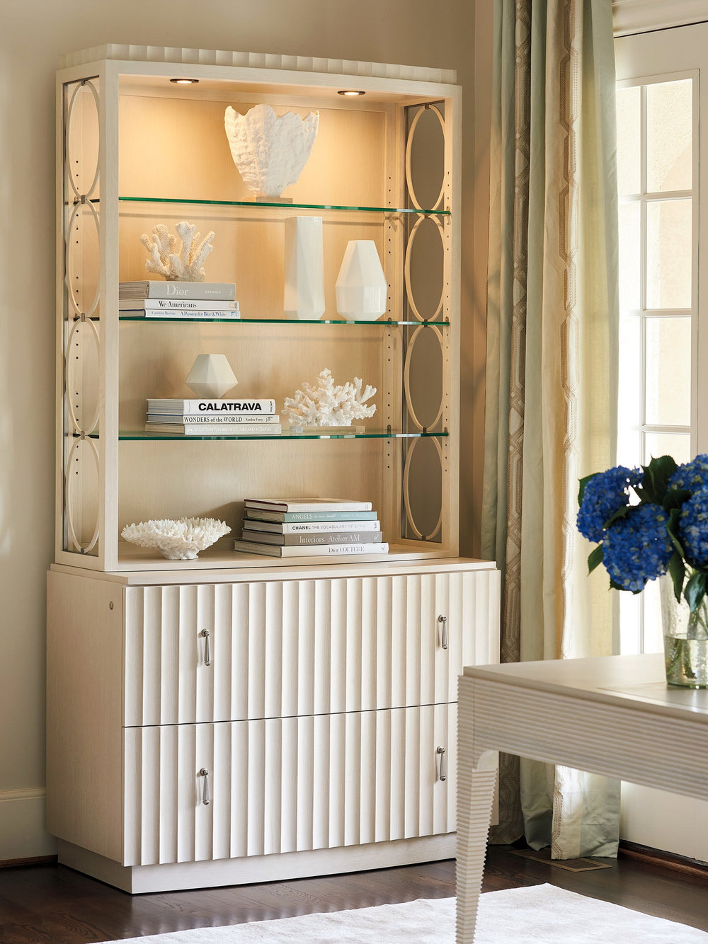 Lexington Sligh Birkdale Deck - Elegant Hollywood Regency Design With Led Lighting & Adjustable Glass Shelves Opaline Wood 310-441