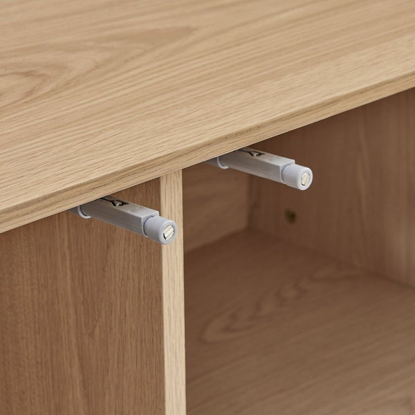EuroStyle Birmingham Oak Veneer Media Stand with Push Open Doors and Powder Coated Steel Legs Oak/Black 31160OAK-KIT
