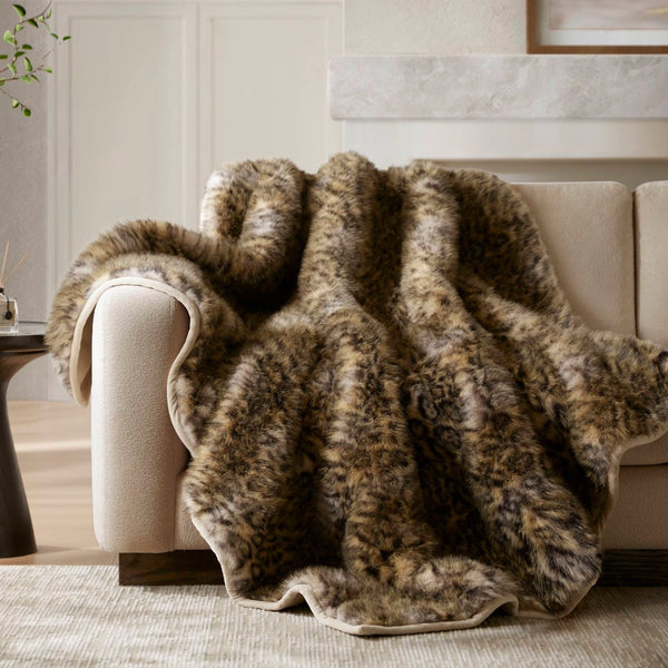 English Elm 1-piece Oversized Faux Fur Throw Bobcat Print Plush Velvet Backed Cozy Sofa Blanket Leopard B035P408335
