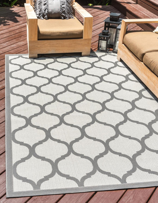 Unique Loom Gray Outdoor Trellis Rug - Stylish 3'3" X 5'1" Design For Indoor & Outdoor Spaces With Durability Gray  3126679-unique-loom