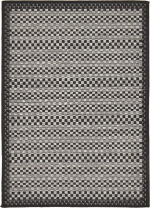 Unique Loom Tan Outdoor Border Collection 2' 2" X 6' 1" Runner Rug – Durable, Stylish, Perfect For Any Space Gray  3127196-unique-loom