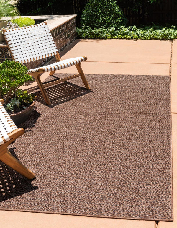Unique Loom Light Outdoor Modern 6 Ft Runner Rug - Weather-resistant, Stylish Accent For Patios And Entryways Brown  3126534-unique-loom