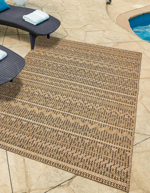 Unique Loom Light Brown 4' 1 X 6' 1 Outdoor Modern Rug - Stylish, Earthy Design For Decks, Patios, And Porches Brown  3135630-unique-loom