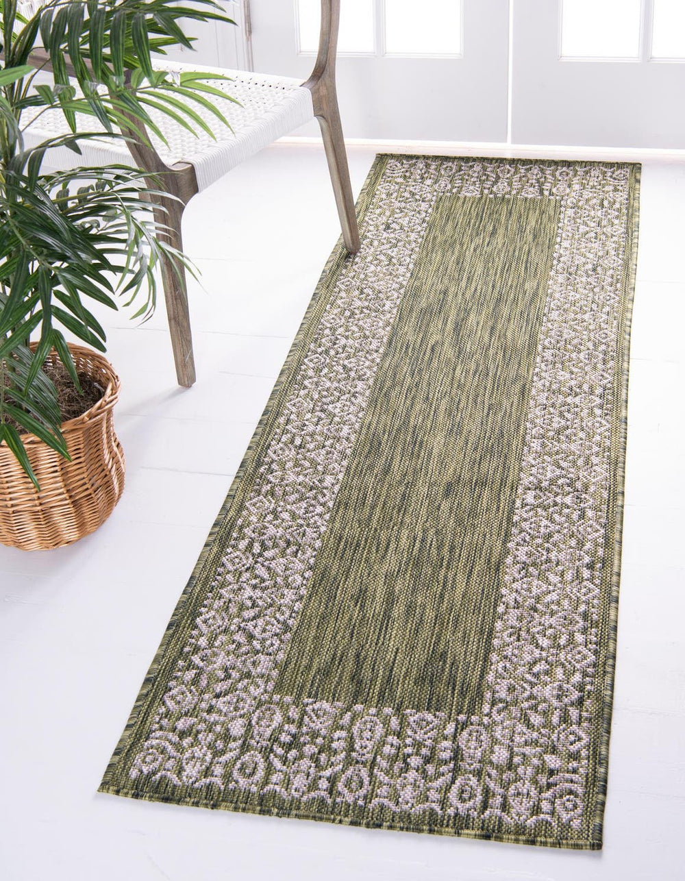 Unique Loom Green Outdoor Border Rug - 4' 1" X 6' 1" Weather-resistant Accent For Patios And Gardens Blue  3144846-unique-loom