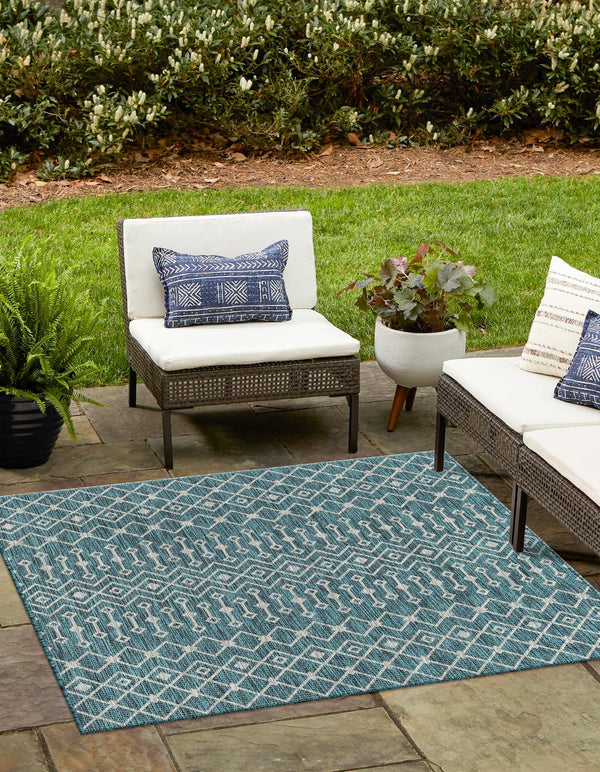 Unique Loom Green Outdoor Trellis Rug – Vibrant 5' Round Design To Enhance Patios And Garden Spaces Elegantly Teal  3159508-unique-loom