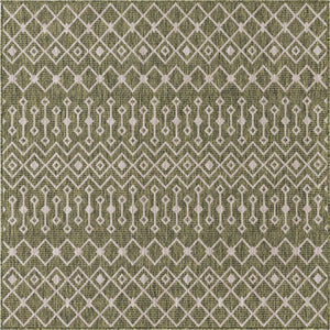 Unique Loom Green Outdoor Trellis Rug – Vibrant 5' Round Design To Enhance Patios And Garden Spaces Elegantly Green  3159578-unique-loom