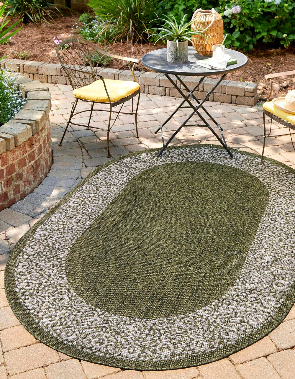 Unique Loom Green Outdoor Border Rug - Elegant Oval Design For Patios And Gardens, Nature-inspired Style Boost Green  3159631-unique-loom
