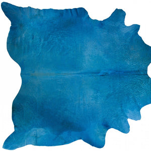 Homeroots 72" X 84" Sky Blue Cowhide - Rug Blue Cowhide 316708