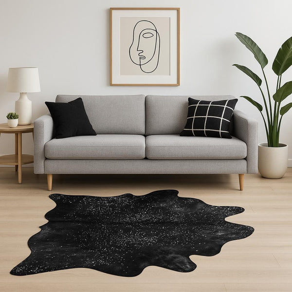 HomeRoots 6' X 7' Luxurious Cowhide Print Area Rug - Soft, Textured Beauty for Modern and Rustic Interiors Black/Gold 316716