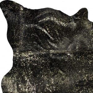 Homeroots 72" X 84" Chocolate And Gold Cowhide - Area Rug Chocolate,Gold Cowhide 316717