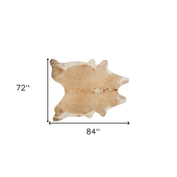 Homeroots 72" X 84" Tan And White Cowhide - Rug Tan,White Cowhide 316748