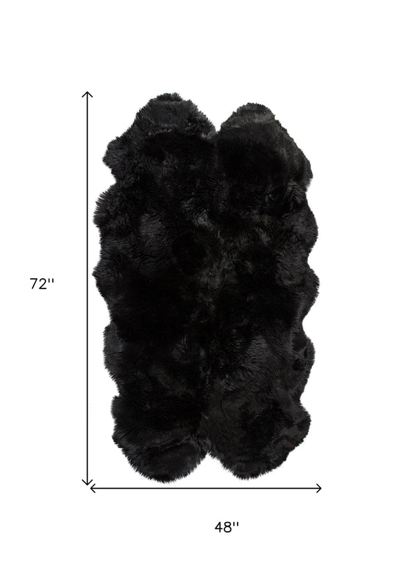 Homeroots Black Animal Print Area Rug Black Genuine Sheepskin 316898