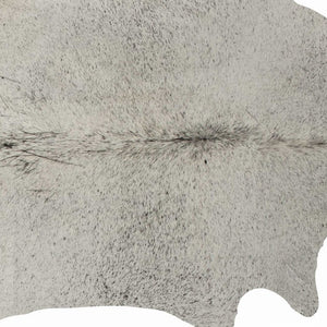 Homeroots 6' X 7' Gray Cowhide Hand Tufted Area Rug  Cowhide 316975