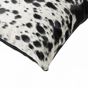 Homeroots 16"X16" Salt And Pepper Black And White Cowhide  Pillow 2 Pack Salt,Pepper Black,White  317134