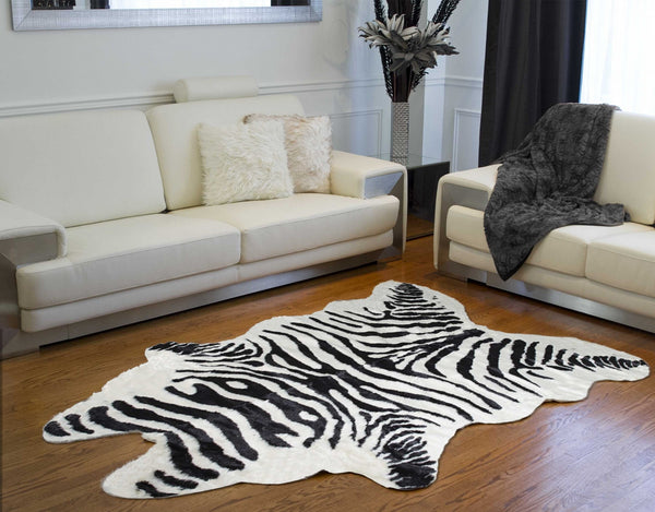 Homeroots 5' X 7' Black And White Faux Cowhide Zebra Print Area Rug  Faux Cowhide 317167